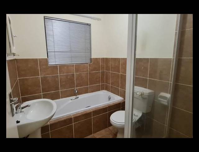3 BEDROOM PROPERTY TO RENT IN WILGEHEUWEL